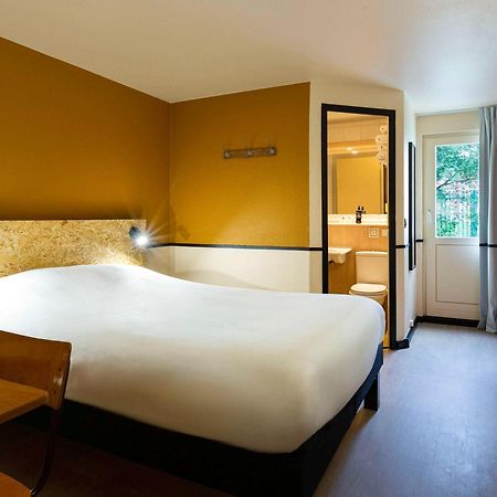 Greet Hotel Villeneuve La Garenne - Renove Exterior photo