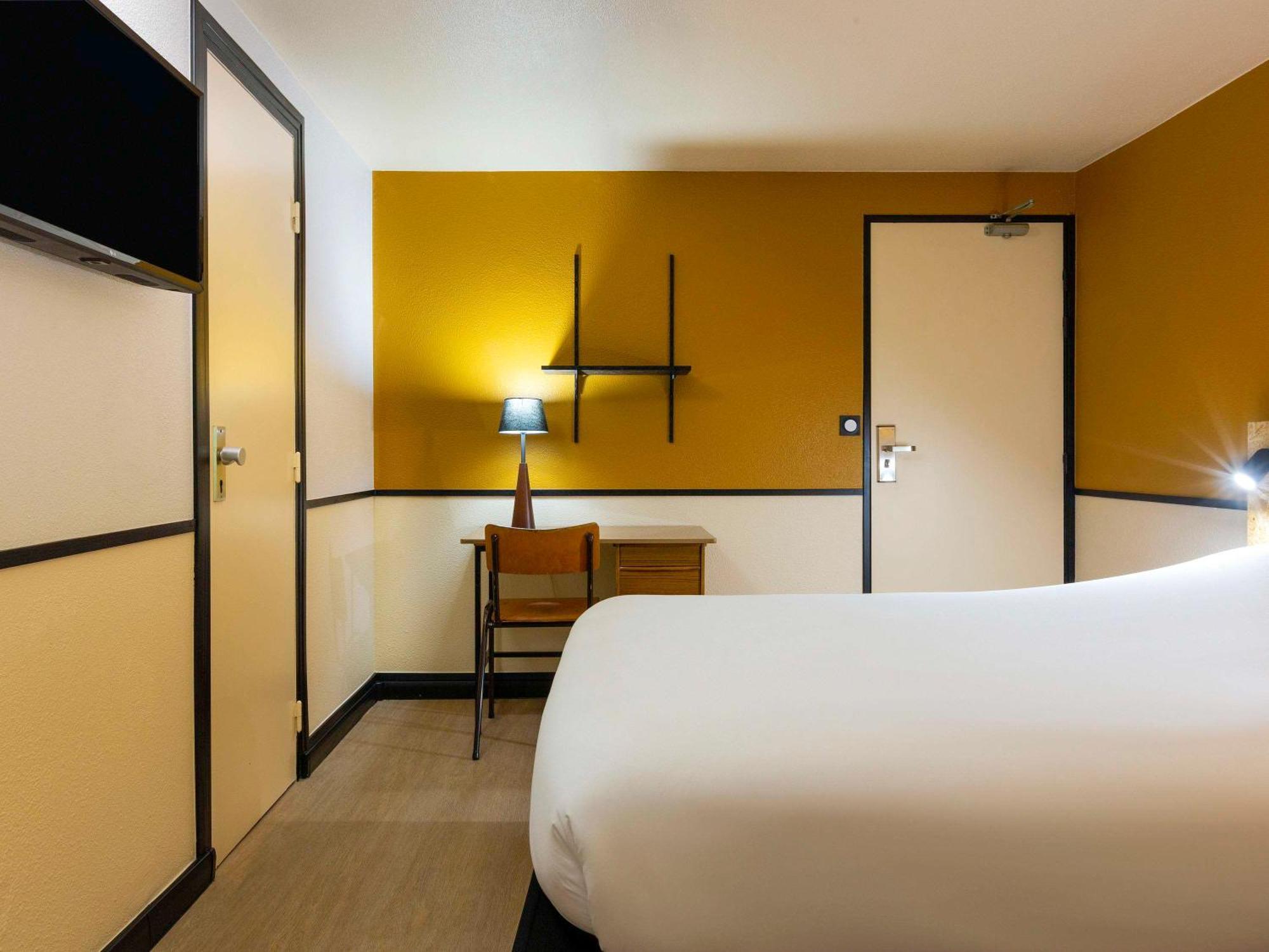 Greet Hotel Villeneuve La Garenne - Renove Exterior photo