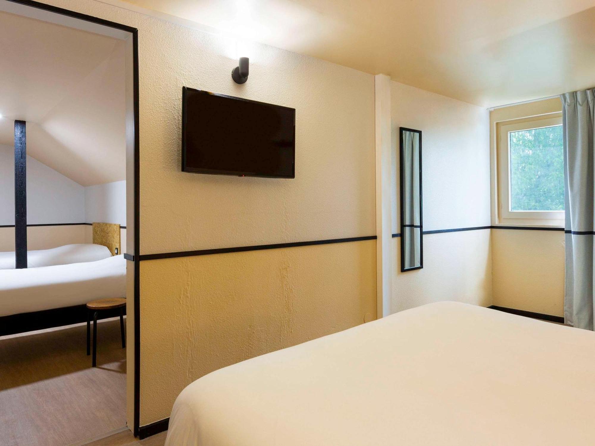 Greet Hotel Villeneuve La Garenne - Renove Exterior photo