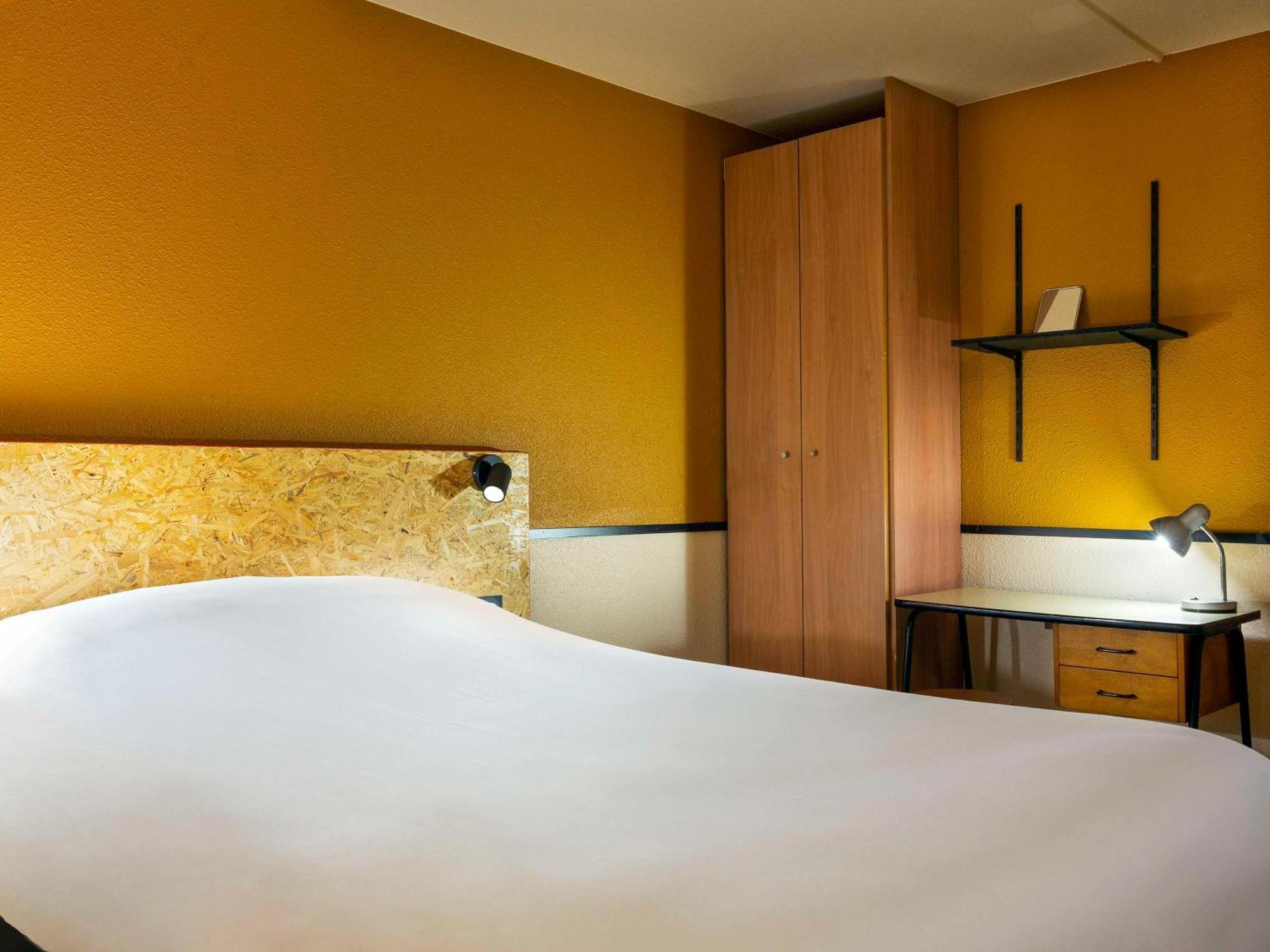 Greet Hotel Villeneuve La Garenne - Renove Exterior photo